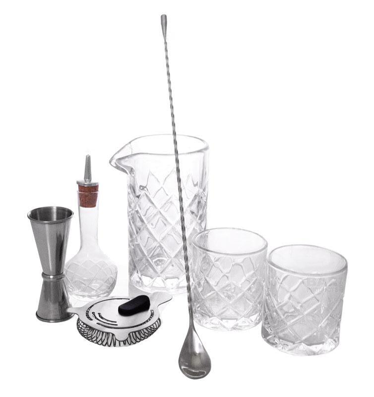 http://barsupplies.com/cdn/shop/products/diamond-pattern-mixing-glass-set-bar-products-22-oz-size_1024x.jpg?v=1583943034