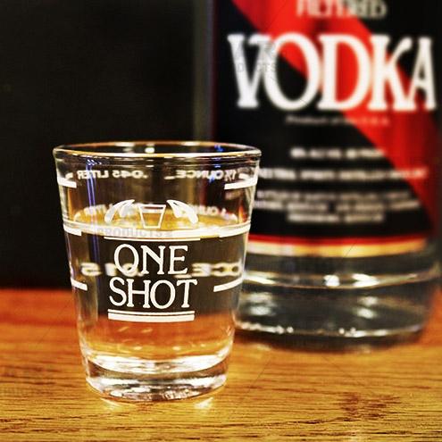 ONE SHOT PROFESSIONAL SHOT GLASS - 2OZ - Bar Objects