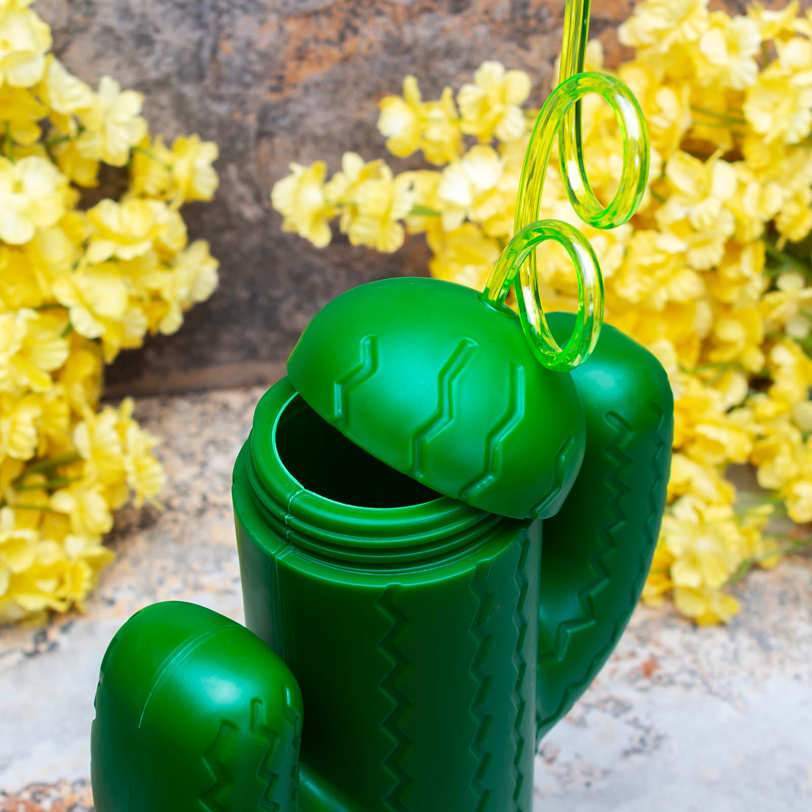 BarConic Plastic Cactus Cup w/Lid and Straw