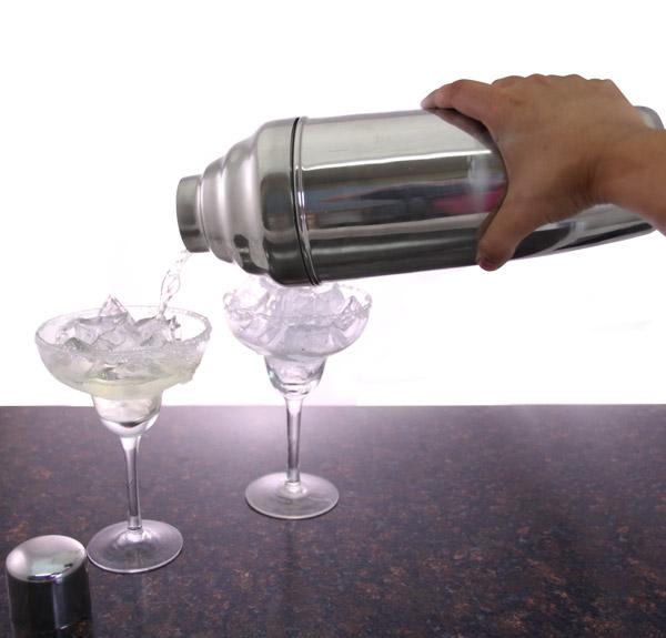 Colossal 3 Piece Cocktail Shaker