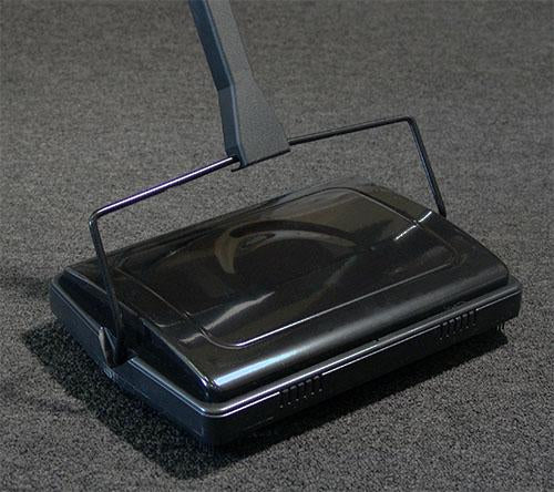 Carpet Sweeper - Metal - Manual Push
